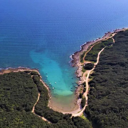 Holiday home Family Friendly House With A Parking Space - 22738 *