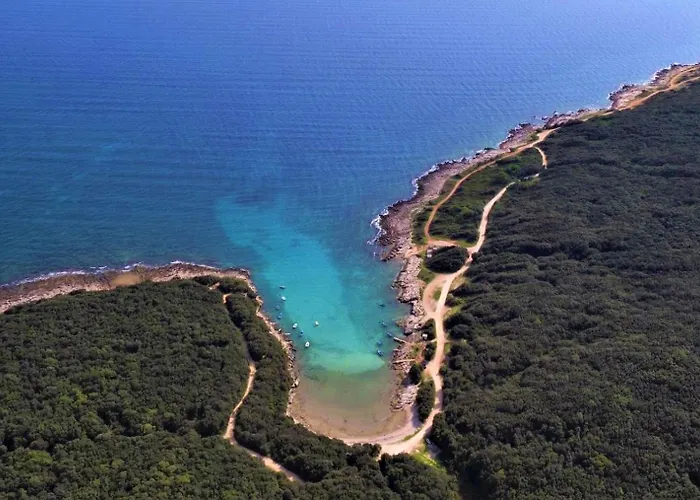 Holiday home Family Friendly House With A Parking Space - 22738 *